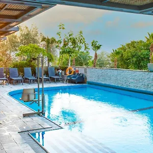 Comfort And - Adults Only Hotel